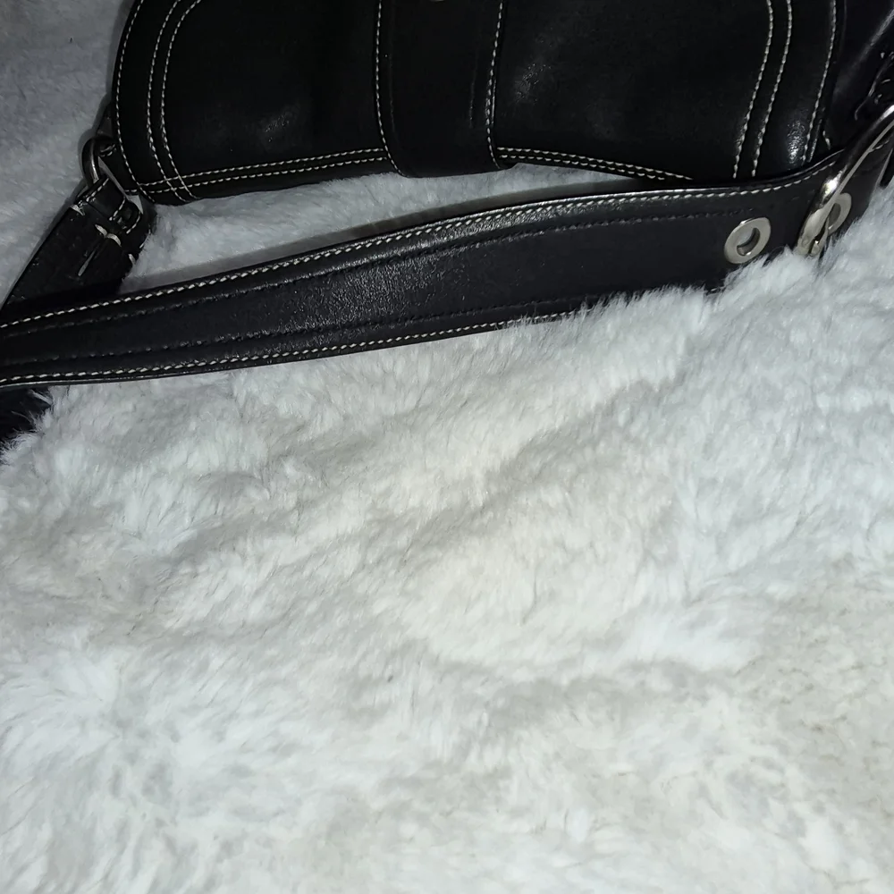 Coach Y2K Soho Black Leather Shoulder Bag - Picture 9 of 13